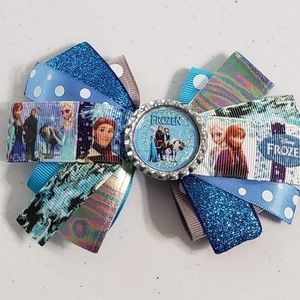 Frozen themed bottlecap hairbow